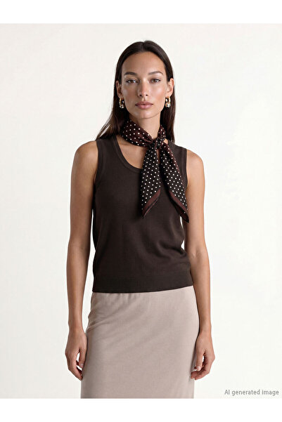 LC Waikiki New Season from Güli̇s Gi̇yi̇m Brown U-Neck Women's Knitwear Under...