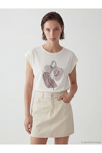 LC Waikiki RMZ GİYİM FARKIYA تي شيرت نسائي مطبوع بياقة روبا