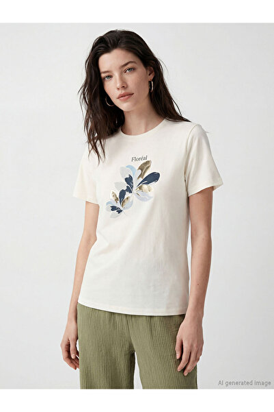 LC Waikiki RMZ GİYİM FARKIYA تي شيرت نسائي مطبوع بياقة روبا