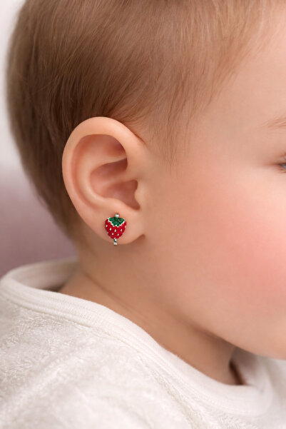 Sweet bunny Çilek Figürlü Sıkıştırmalı Çocuk Küpesi – Deliksiz Kulaklar İçin