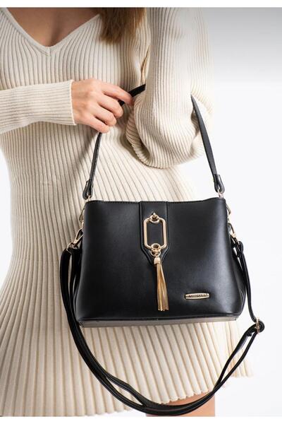 Sanmorris Women's Accessory Detailed Shoulder Bag