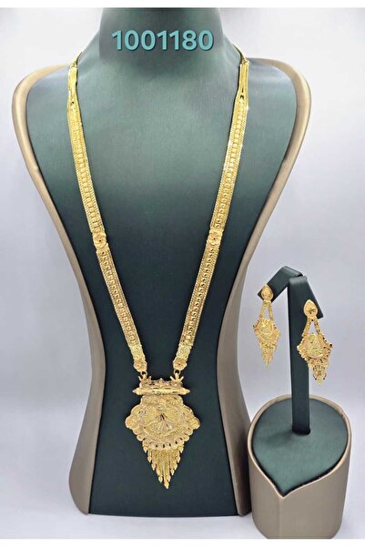 Arjwan Accessories A stunning women's jewelry accessory set