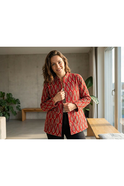 OEM Reversible quilted jacket in hand-printed Cotton