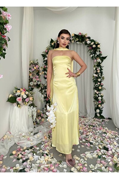 YURELİ Straplez Şal Aksesuarlı Uzun Saten Elbise