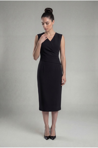 PEARL Siyah Kruvaze Yaka Midi Elbise – Düz Kesim Klasik & Modern Şıklık
