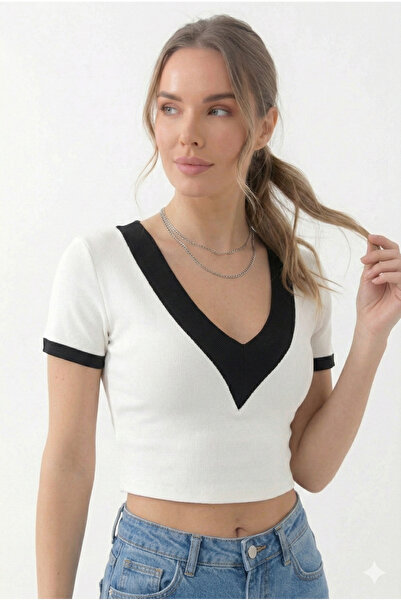 ONLİO GİYİM Women's White Black Striped Detail V-Neck Short Sleeve Cropped Bl...