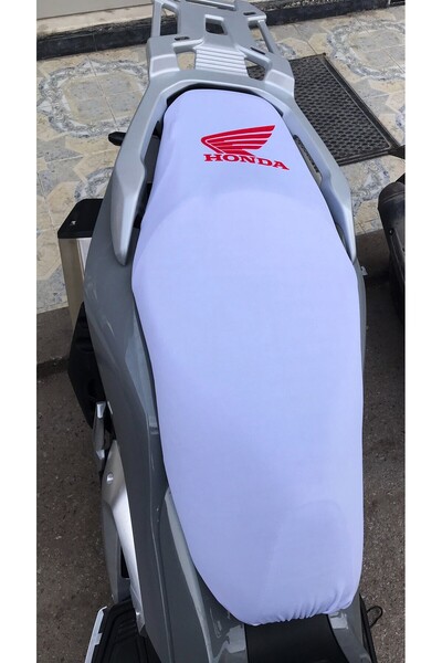 Honda PCX DİO ACTİVA TÜM YILLARA UYUMLU KOLTUK SELE KILIFI (BEYAZ) KIRMIZI BASKI