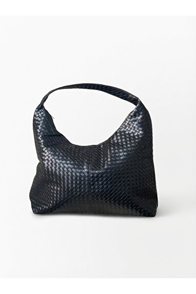 I Love Shoes Belina Shoulder Bag Black Matte Leather Knitted Detail