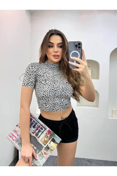 EVOA Women's Patterned Mock Neck Cropped & Blouse