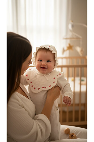 THELAKIDS Çiçek Yaka Kalp ve Fiyonk Desen Müslin Yenidoğan Set ( Tulum & Bone...