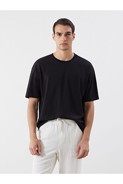 LC Waikiki تي شيرت رجالي من Peak New Season برقبة دائرية