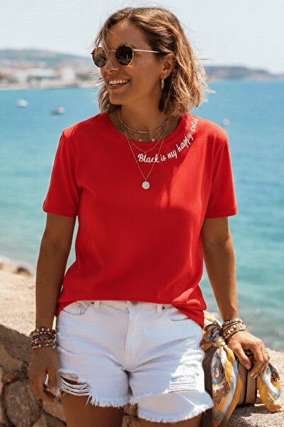 Lunarose Black Is My Happy Color Printed Cotton Lu T-Shirt Red