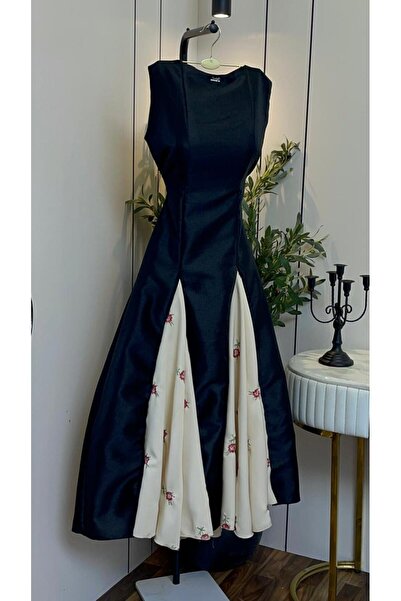 ADORA Mikado Russian evening dress (please choose your size carefully to avoi...