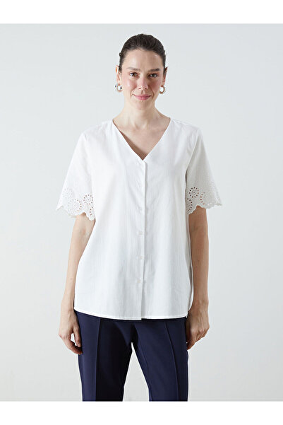 LC Waikiki Özmarka New Season V-Neck Openwork Detailed Blouse