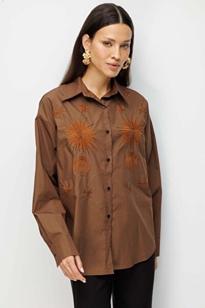 Ekol İşlemeli Oversize Pamuk Gömlek