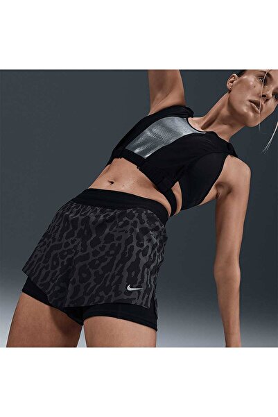 Nike Swt Nvlt Df Mr 2 In1 Kadın Şort