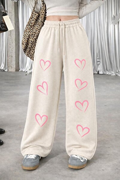 Le Vion بنطلون رياضي نسائي واسع الساق بقصة مريحة وتفاصيل طباعة على شكل قلب