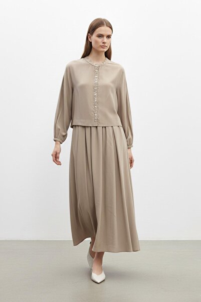 Puane Жіночий комплект з блузою з каменними ґудзиками та довгою спідницею-14434