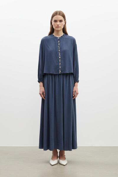 Puane Жіночий комплект з блузою з каменними ґудзиками та довгою спідницею-14434