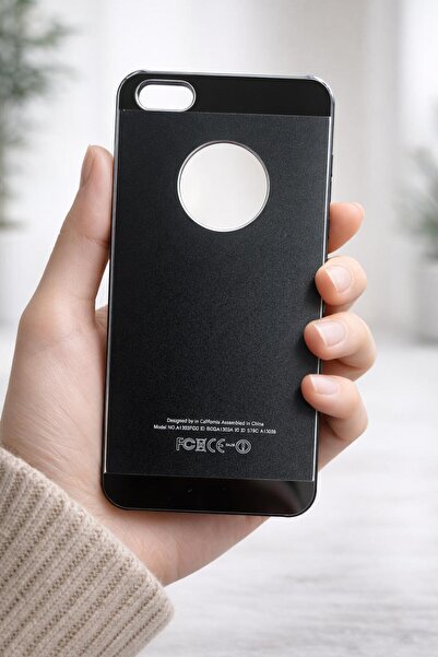 TECNOTREND iPhone 4/4GS Uyumlu Siyah Mat Motomo Sert kılıf