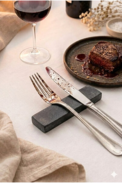 SIRÉ Studio SIRÉ Siyah Çatal Bıçak Standı – Minimal Sofra Hijyen Altlığı