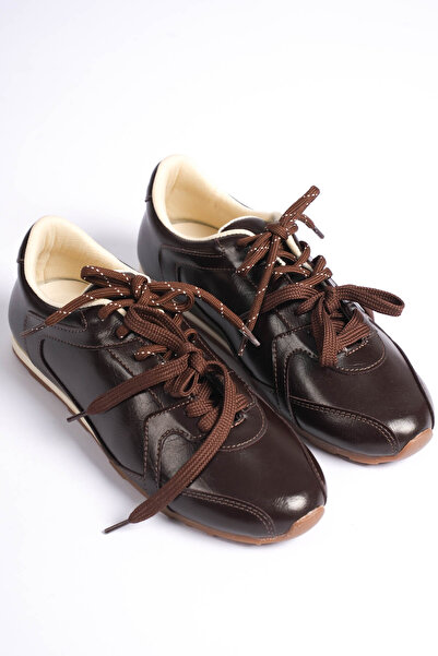 LEVONYA حذاء أليستا نسائي أساسي برباط مزدوج باللون البني