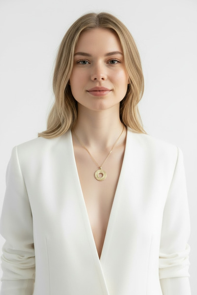 Solea Kolye