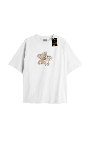 Flood Of Style Λευκό μπλουζάκι oversized με μπεζ λουλούδια Ειδικό σχέδιο