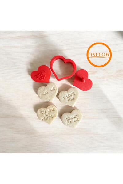 Onflow مجموعة من 4 قوالب كوكيز على شكل قلب - مع رسالة حب رومانسية