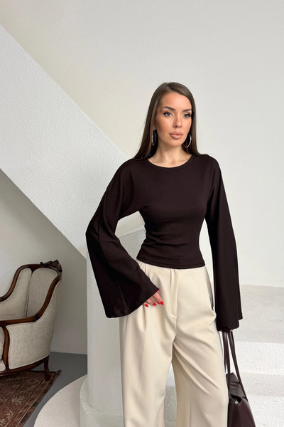 Lusin Women's Black Crew Neck Long Spanish Sleeve Soft Body Blouse