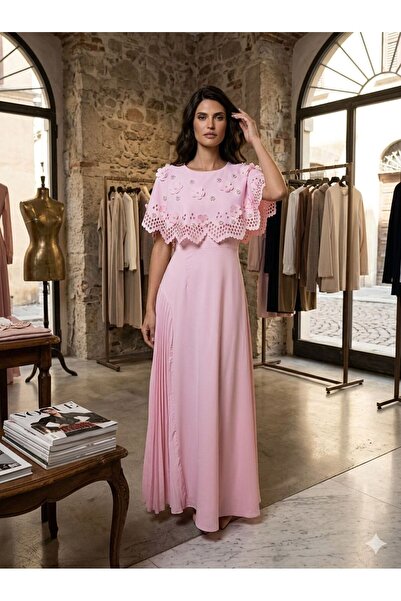 Pyramid masterpieces فستان بناتي دانتيل ناعم