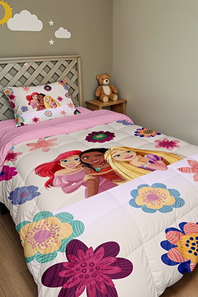 EVPANYA Joy of the Princesses Patterned Single Duvet and Pillowcase