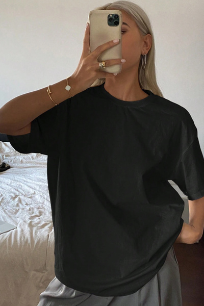 İlayda Toprak Βασικό μαύρο μπλουζάκι με κοντό μανίκι, χαλαρή εφαρμογή, unisex...