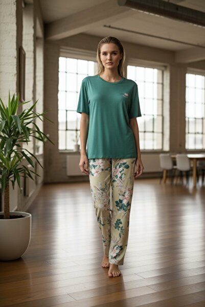 PİJAPİA Women's Short Sleeve Stretch Fabric Pajama Set Green