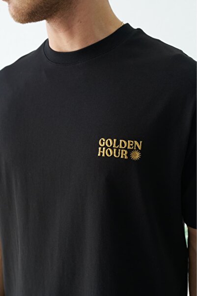 Wonraces Men's Black Regular Crew Neck Golden Hour Embroidered T-Shirt