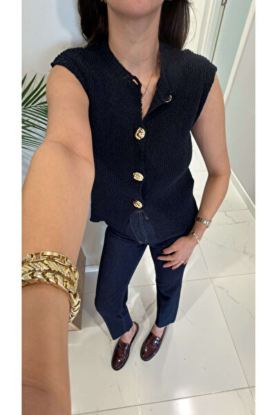 BİRCANÇİL Md Reflas Black Gold Buckle Detail Knitwear Vest