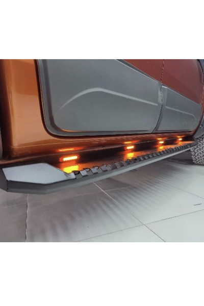 TMZ Garage Volkswagen Amarok 2022+ LED'li Demir Yan Basamak Lazer Kesim Düz M...