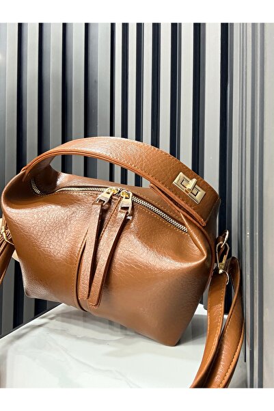 Çanta Trend Tan Color Women's Long Strap Dress with Gold Detail on the Hand a...