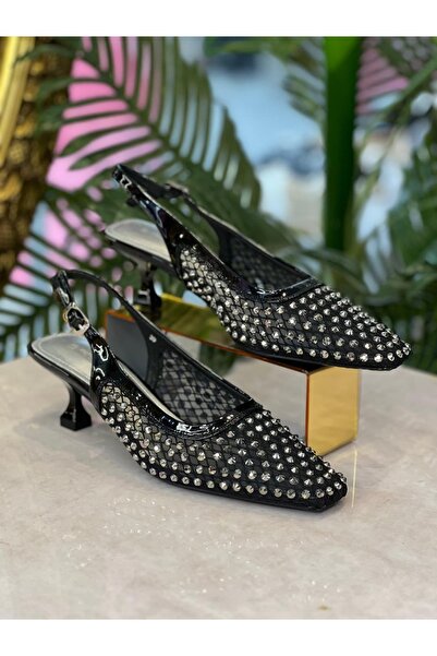 KRISTE BELL - TAŞLI UCU KÜT TOPUKLU AYAKKABI