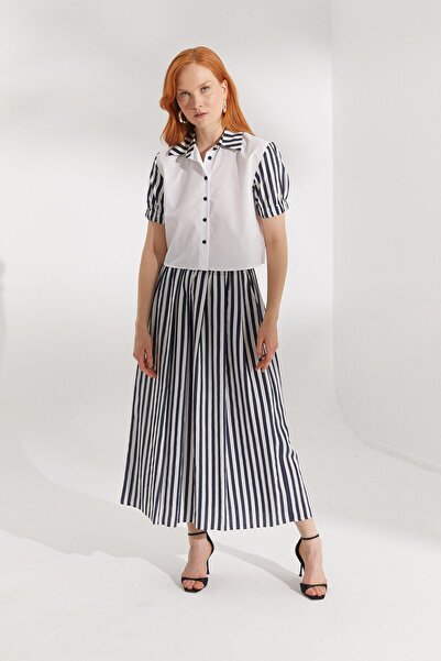 ONNO PRIVE Line Detailed Skirt Suit White / Indigo