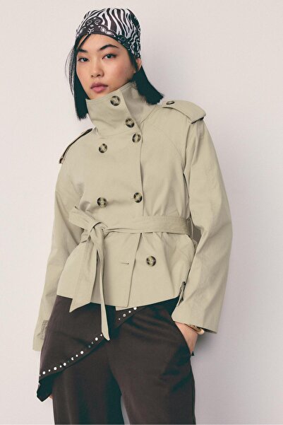 Stradivarius Dik yaka kemerli trençkot