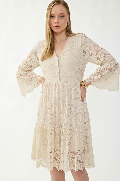 Vitrin V Yaka Önü Düğmeli Dantelli Elbise