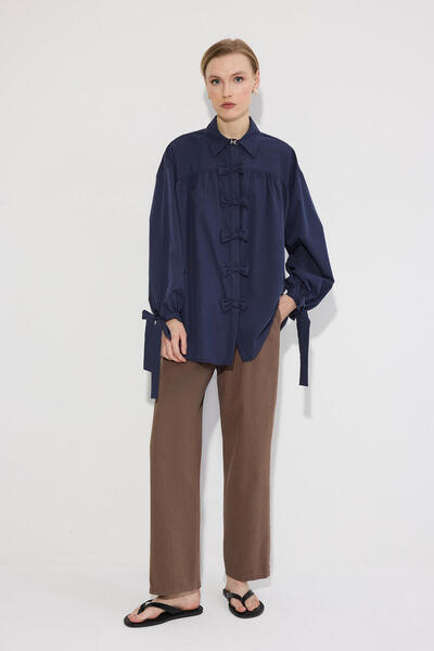 Touché Privé Sleeve-Attached Bow Tie Shirt