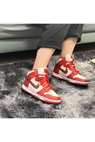 Nike Dunk High "Cinnabar"
