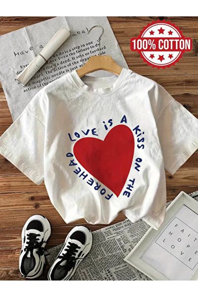 AEMİ Unisex Love Is a Kiss Printed Oversized Crew Neck T-Shirt