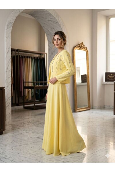 Pyramid masterpieces Women's two-piece dress