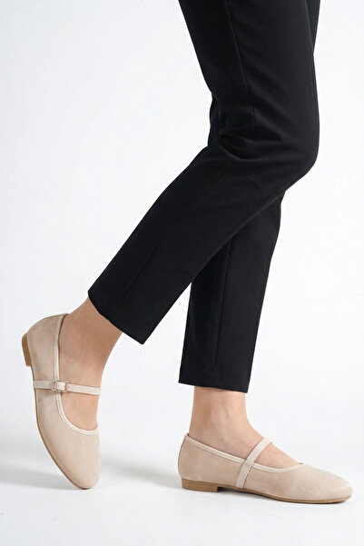 VELLA BAG Women's Cream Color Buckled Ballet Flats