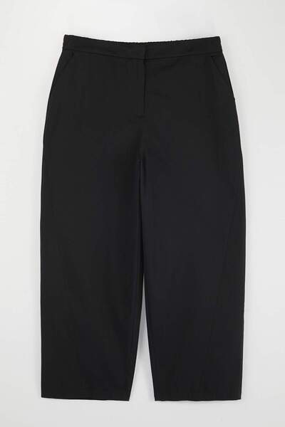 Trendyol Curve Wardrobe Essentials Black Balloon Fit Plus Size Woven Trousers...