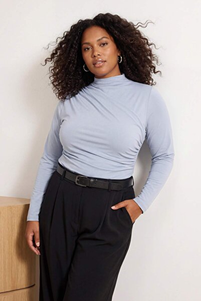 Trendyol Curve Γκρι άμμοστη μπλούζα με λεπτομέρεια από ύφασμα σανίδα, μακρυμά...