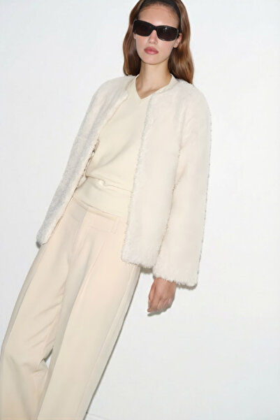 Mevra М'яка хутряна куртка Екрю ПОДАРУНОК РЕМЕНЬ